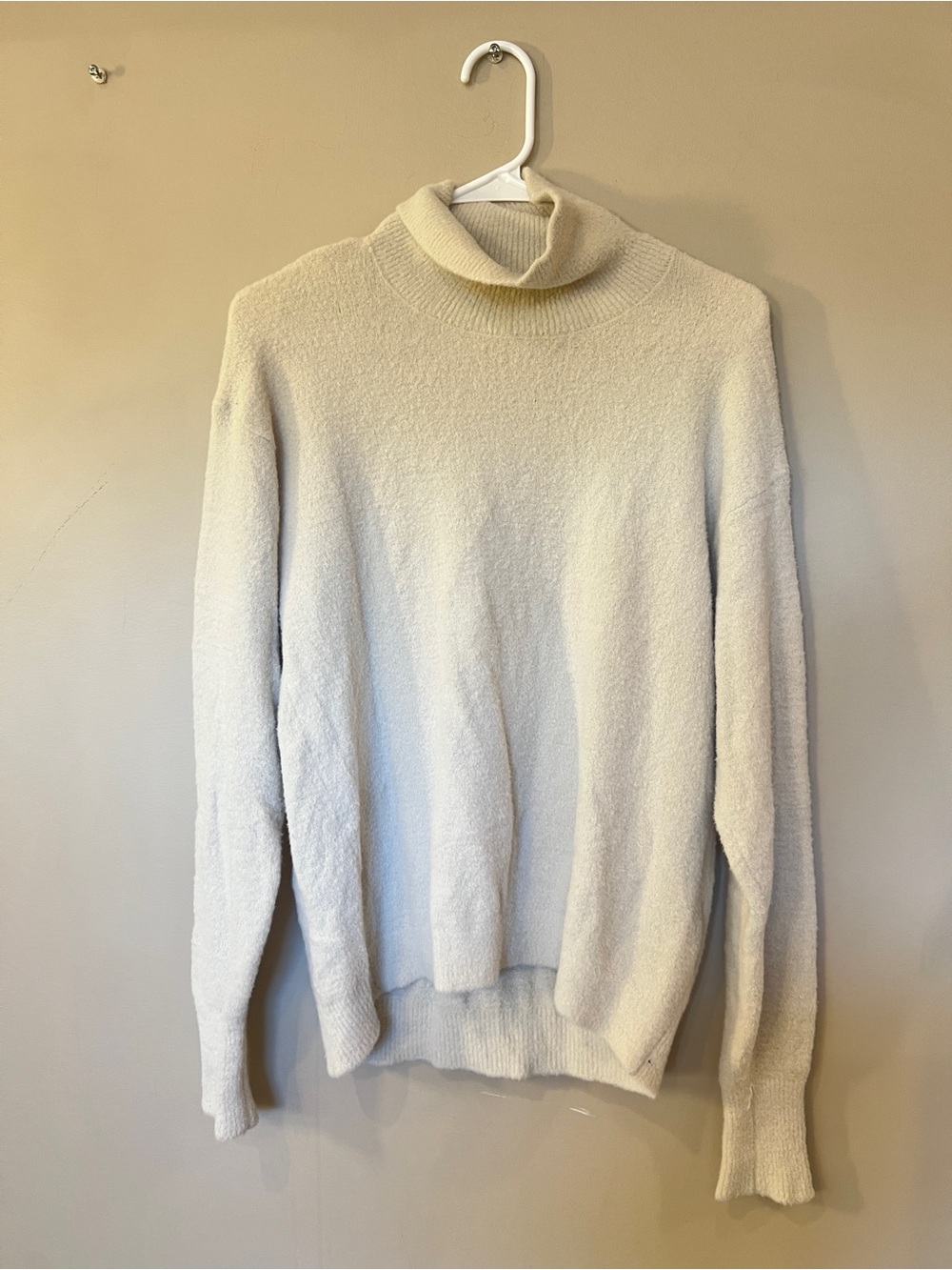 Aritzia Wilfred Free Ivory Bouclé Turtleneck Sweater XS - Picture 2 of 7